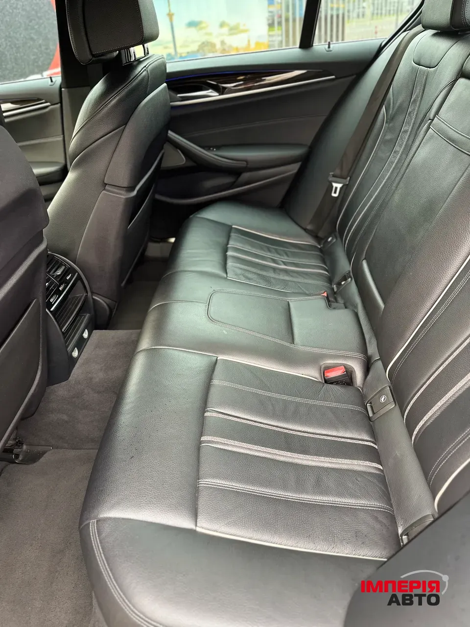 BMW 5 серії - фото 12