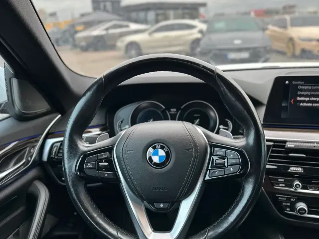 BMW 5 серії - фото 3