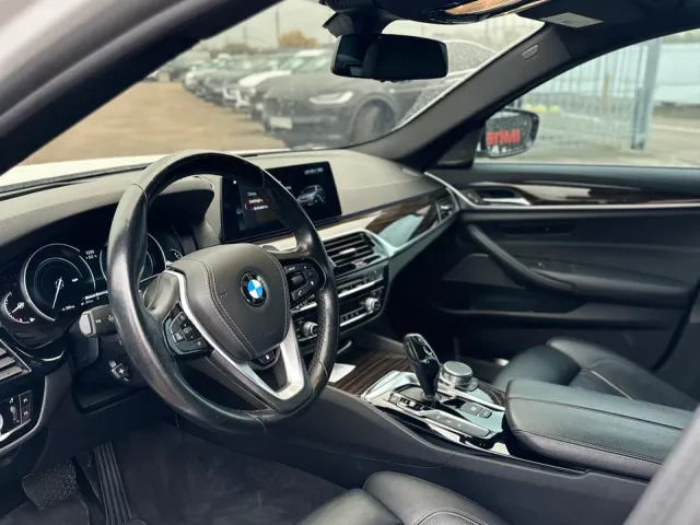 BMW 5 серії - фото 5