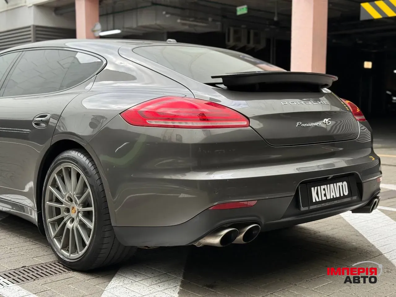 Porsche Panamera - фото 6