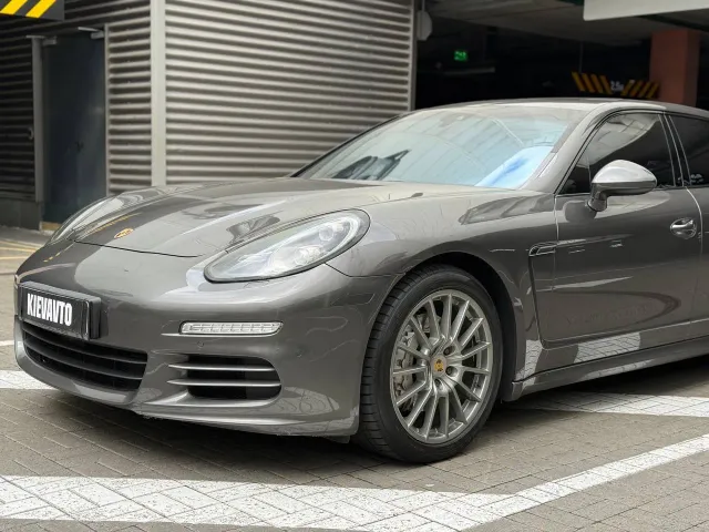 Porsche Panamera - фото 2