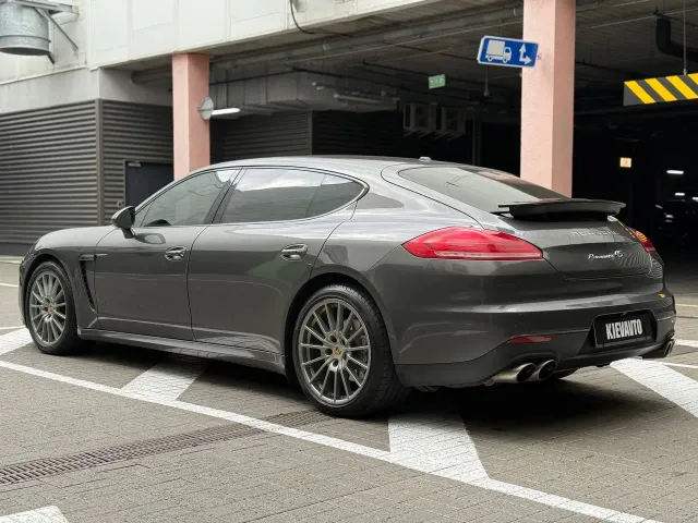 Porsche Panamera - фото 5