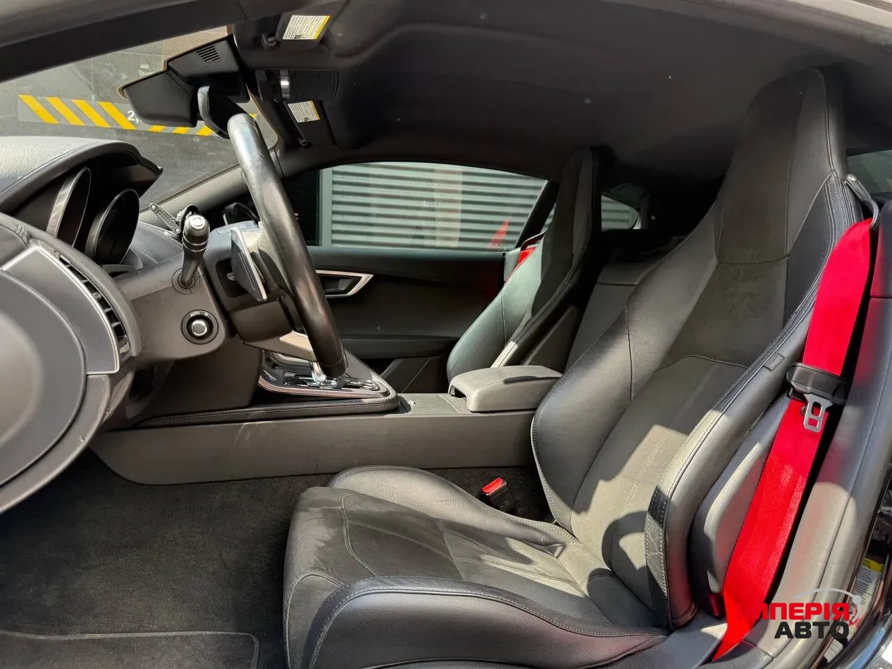 Jaguar F-Type - фото 12