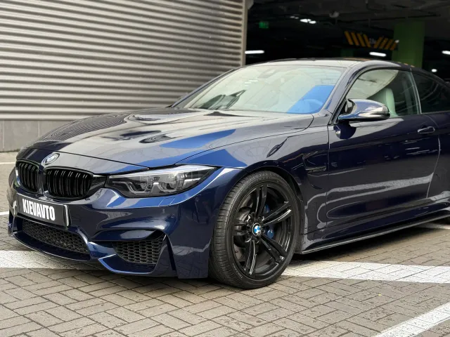 BMW M4 - фото 2