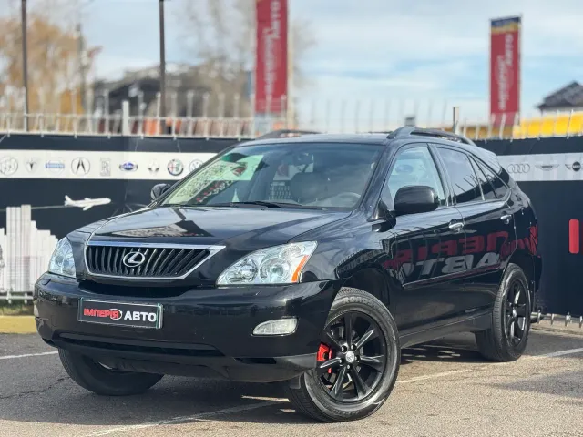 Lexus RX - фото 1