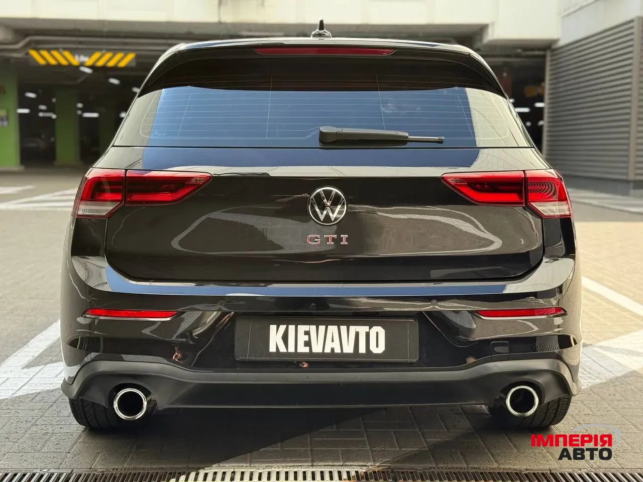 Volkswagen Golf GTI - фото 6