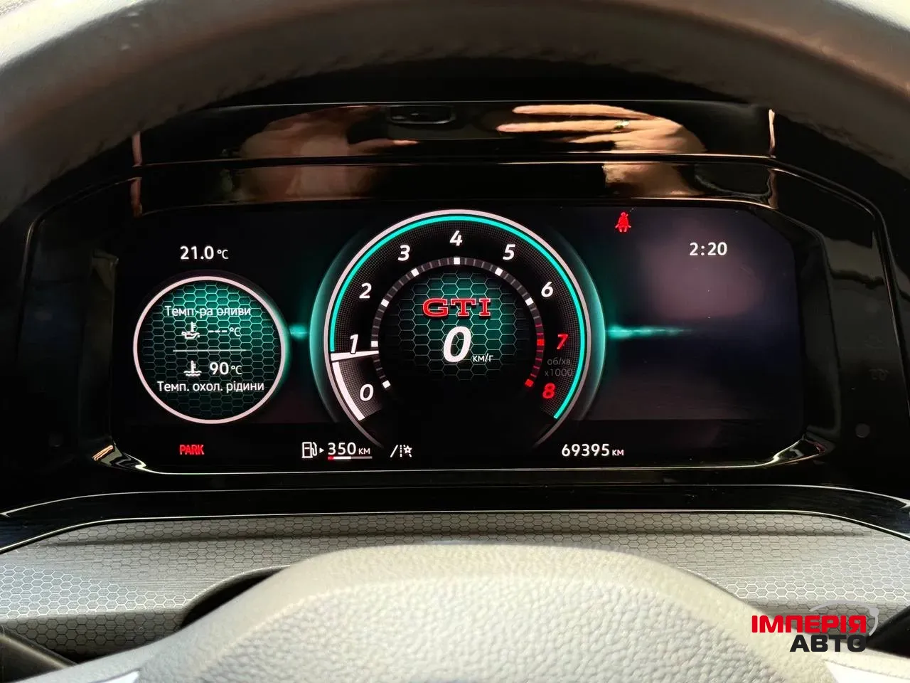 Volkswagen Golf GTI - фото 16
