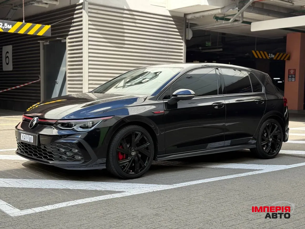 Volkswagen Golf GTI - фото 1