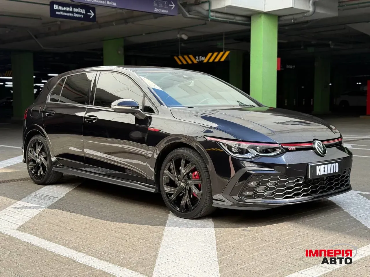 Volkswagen Golf GTI - фото 8