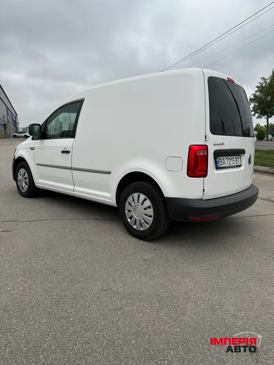 Volkswagen Caddy - фото 6