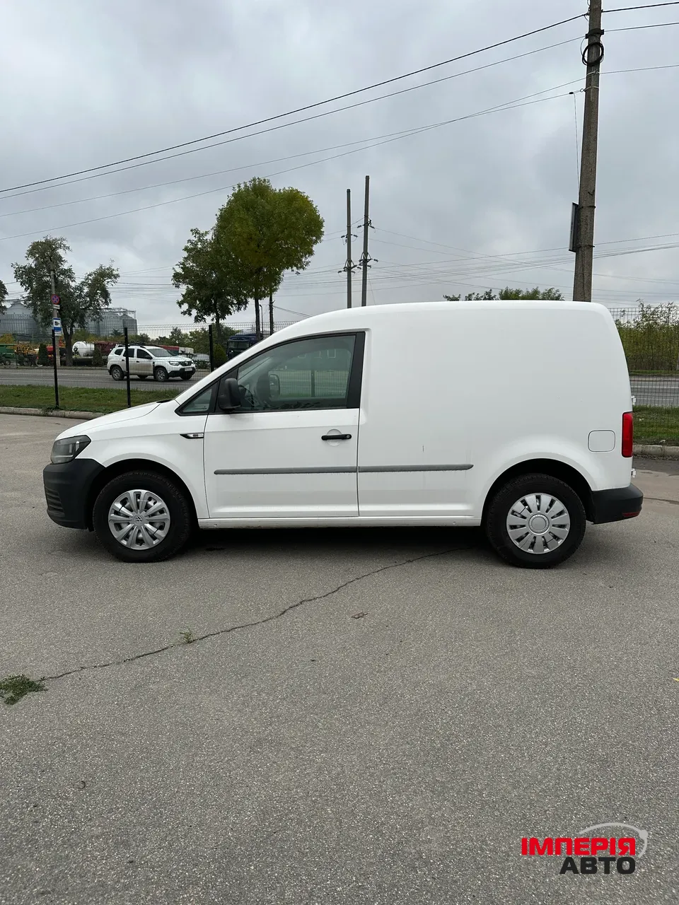 Volkswagen Caddy - фото 8