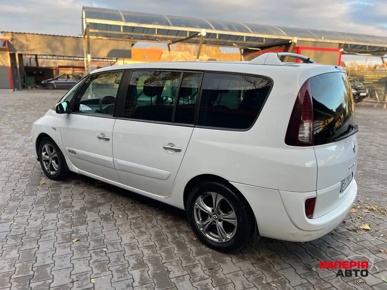 Renault Espace - фото 8
