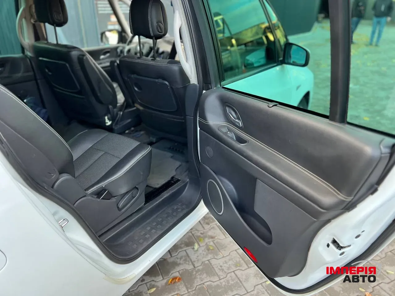 Renault Espace - фото 12