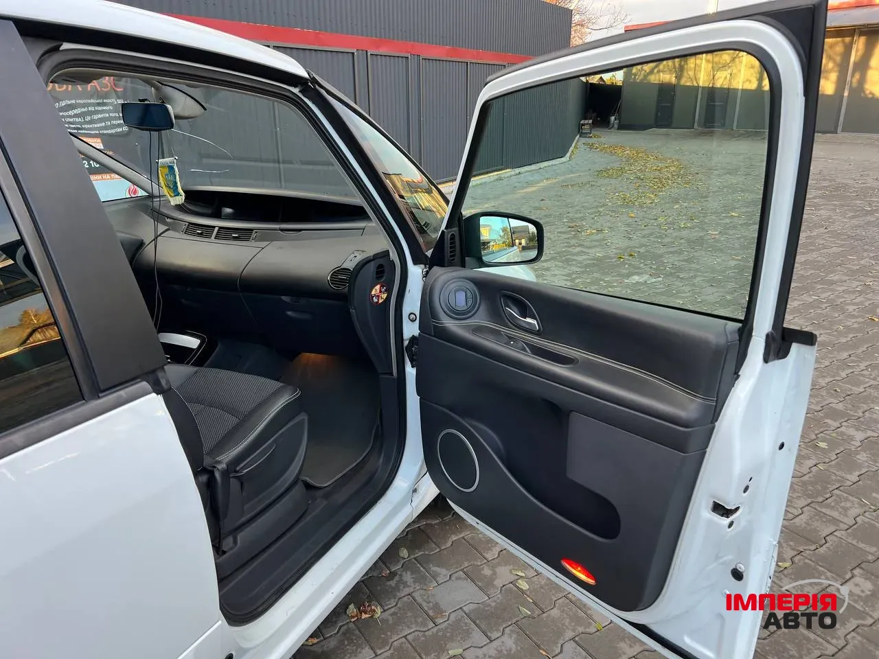 Renault Espace - фото 10