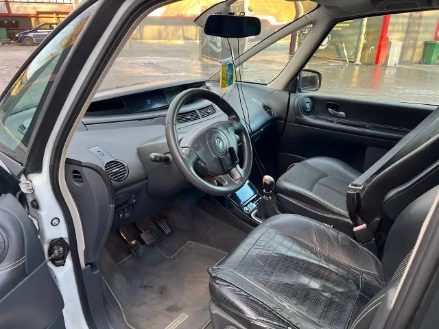 Renault Espace - фото 5