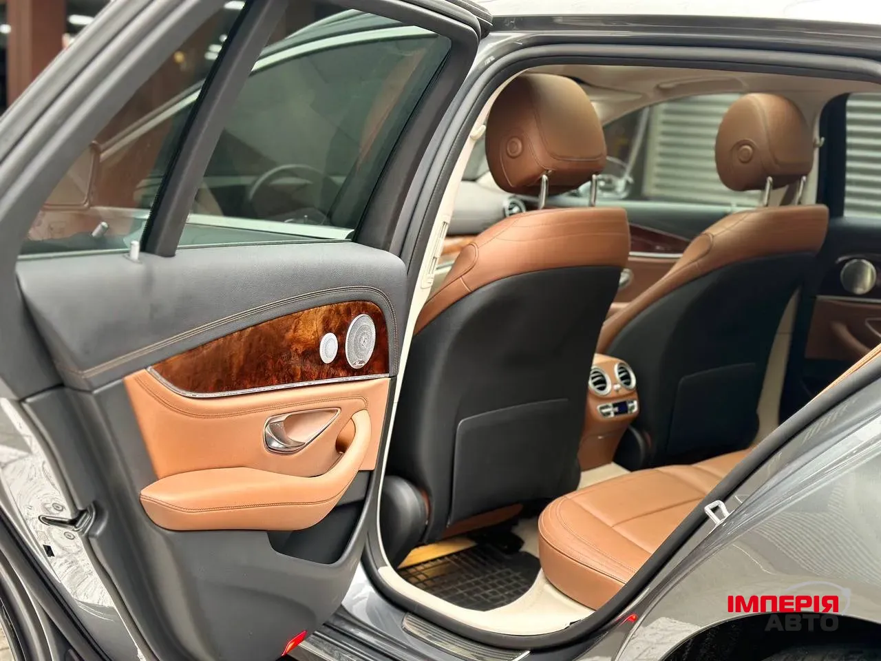 Mercedes-Benz E-Класс - фото 18