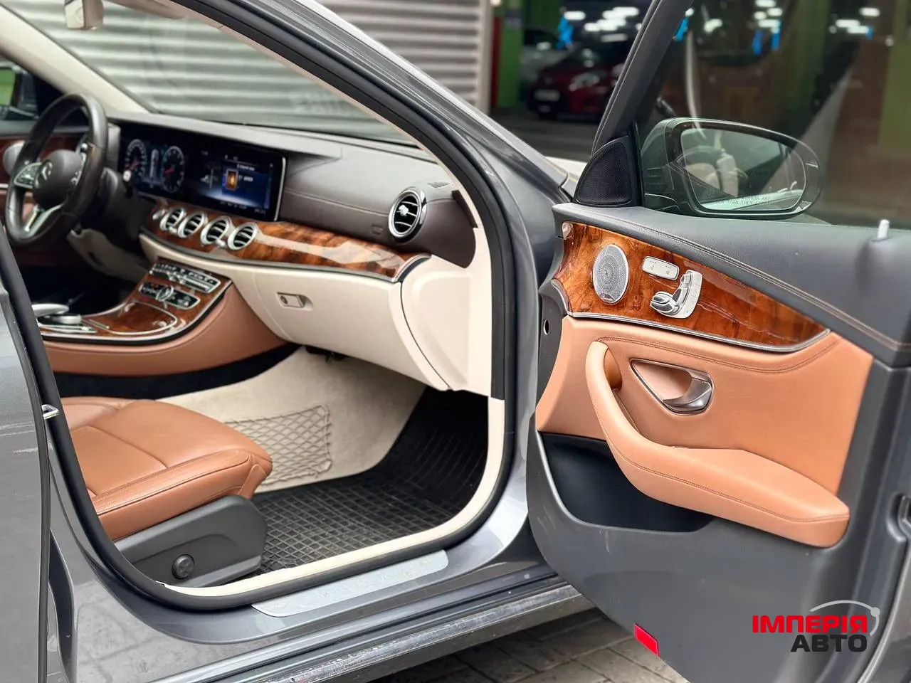 Mercedes-Benz E-Класс - фото 21