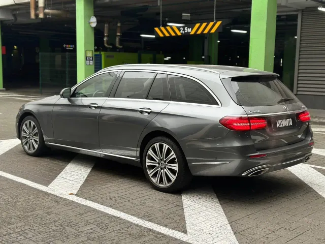 Mercedes-Benz E-Класс - фото 5