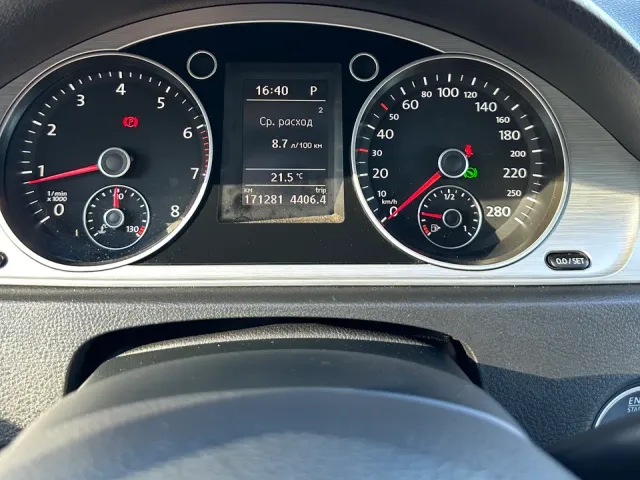 Volkswagen Passat CC - фото 3