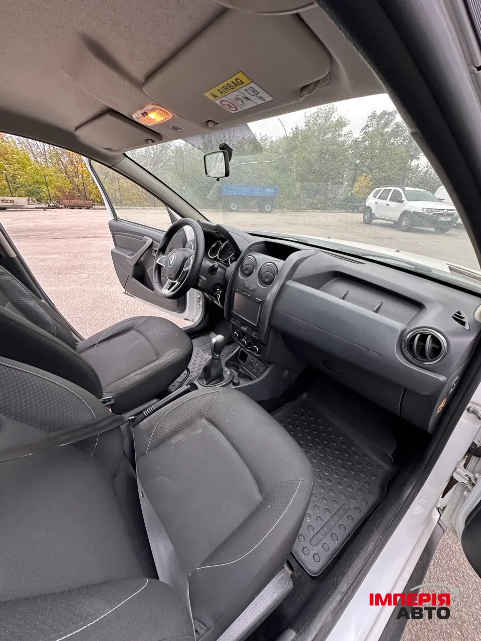 Renault Duster - фото 18