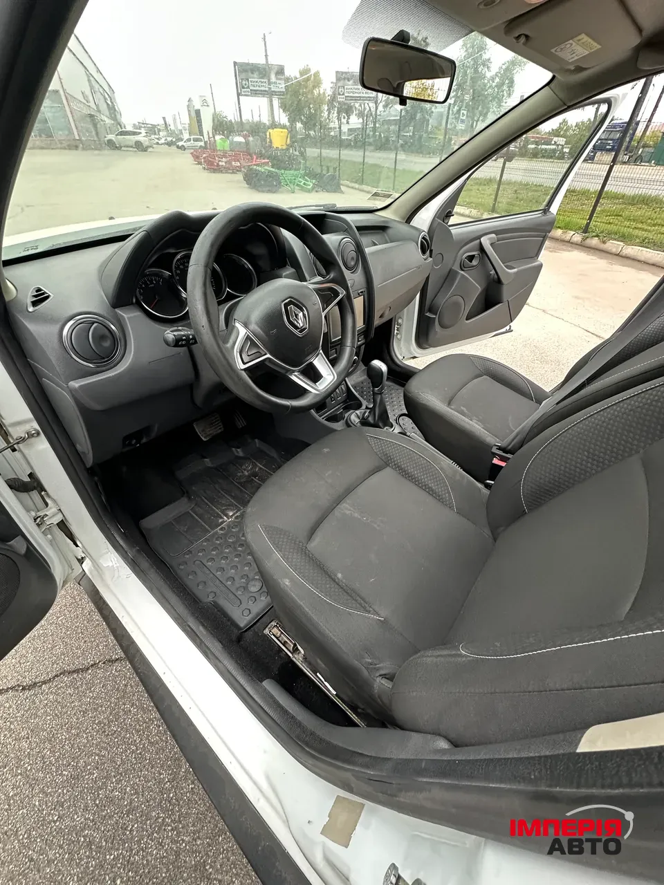 Renault Duster - фото 21