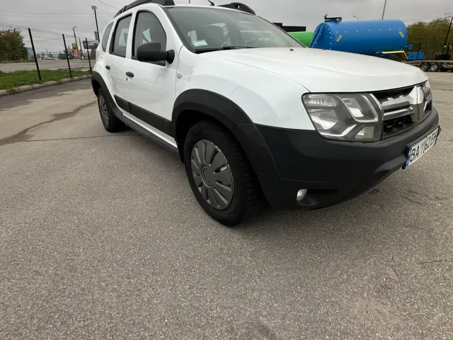 Renault Duster - фото 1
