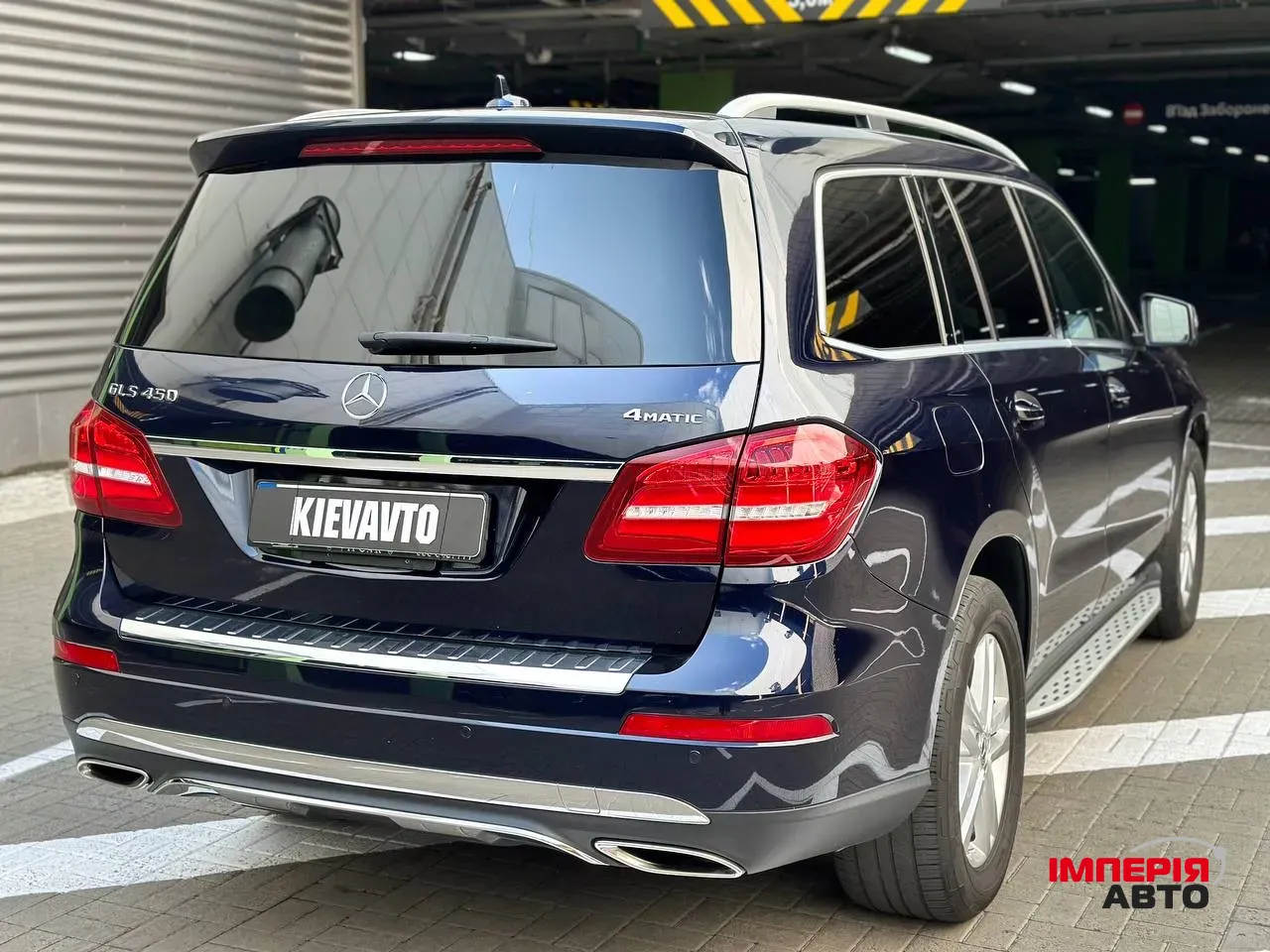 Mercedes-Benz GLS - фото 4