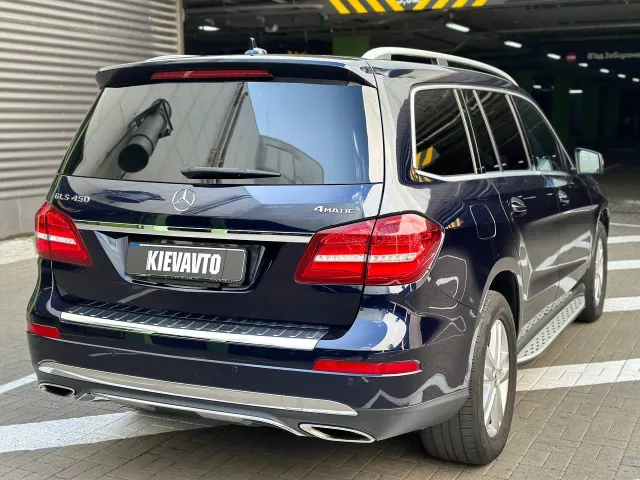 Mercedes-Benz GLS - фото 4