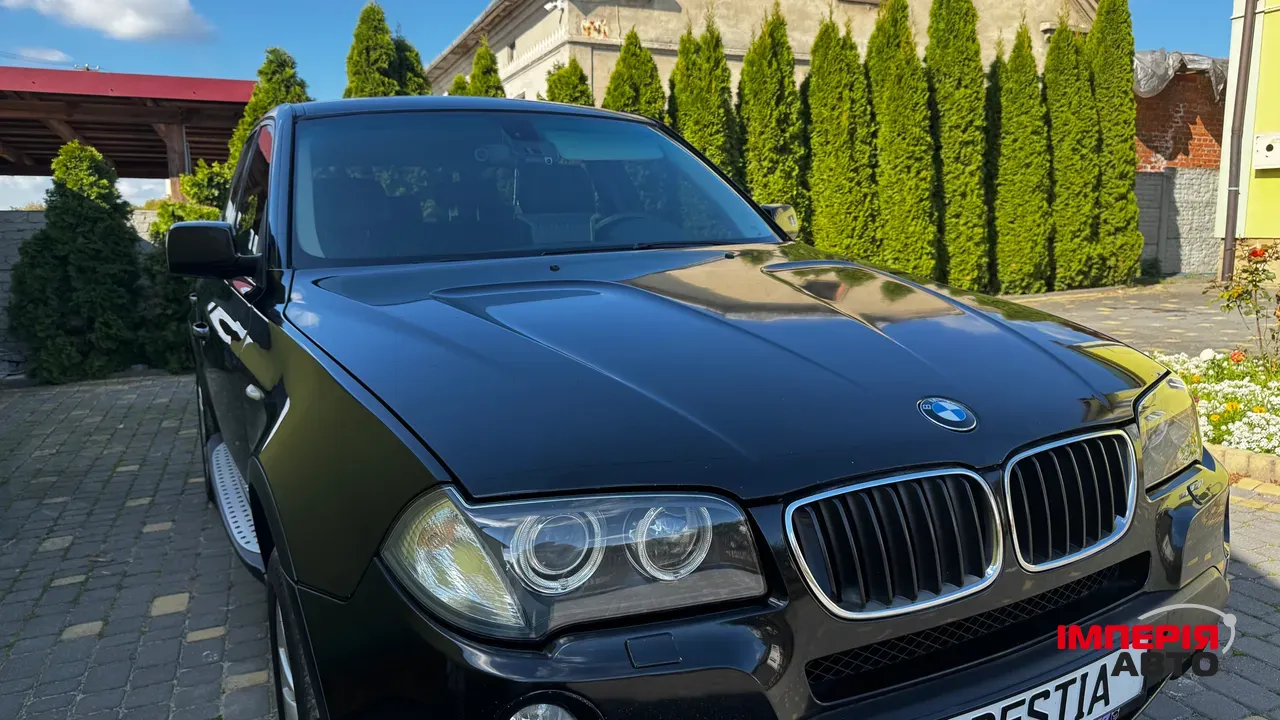 BMW X3 - фото 1