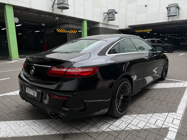 Mercedes-Benz E-Класс AMG - фото 5