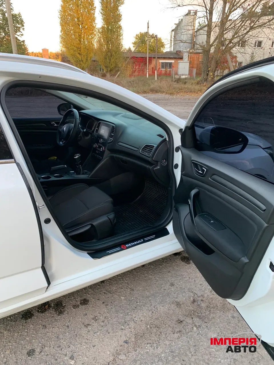 Renault Megane - фото 4