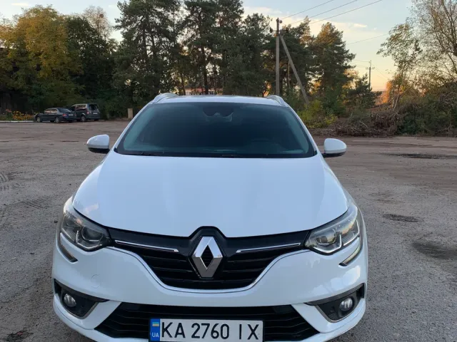 Renault Megane - фото 2