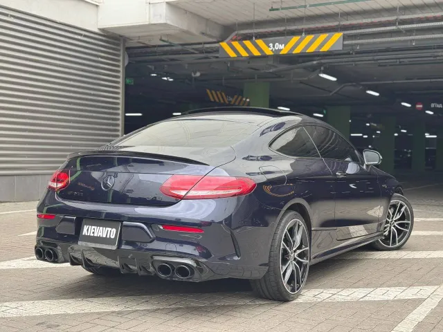 Mercedes-Benz C-Класс AMG - фото 4