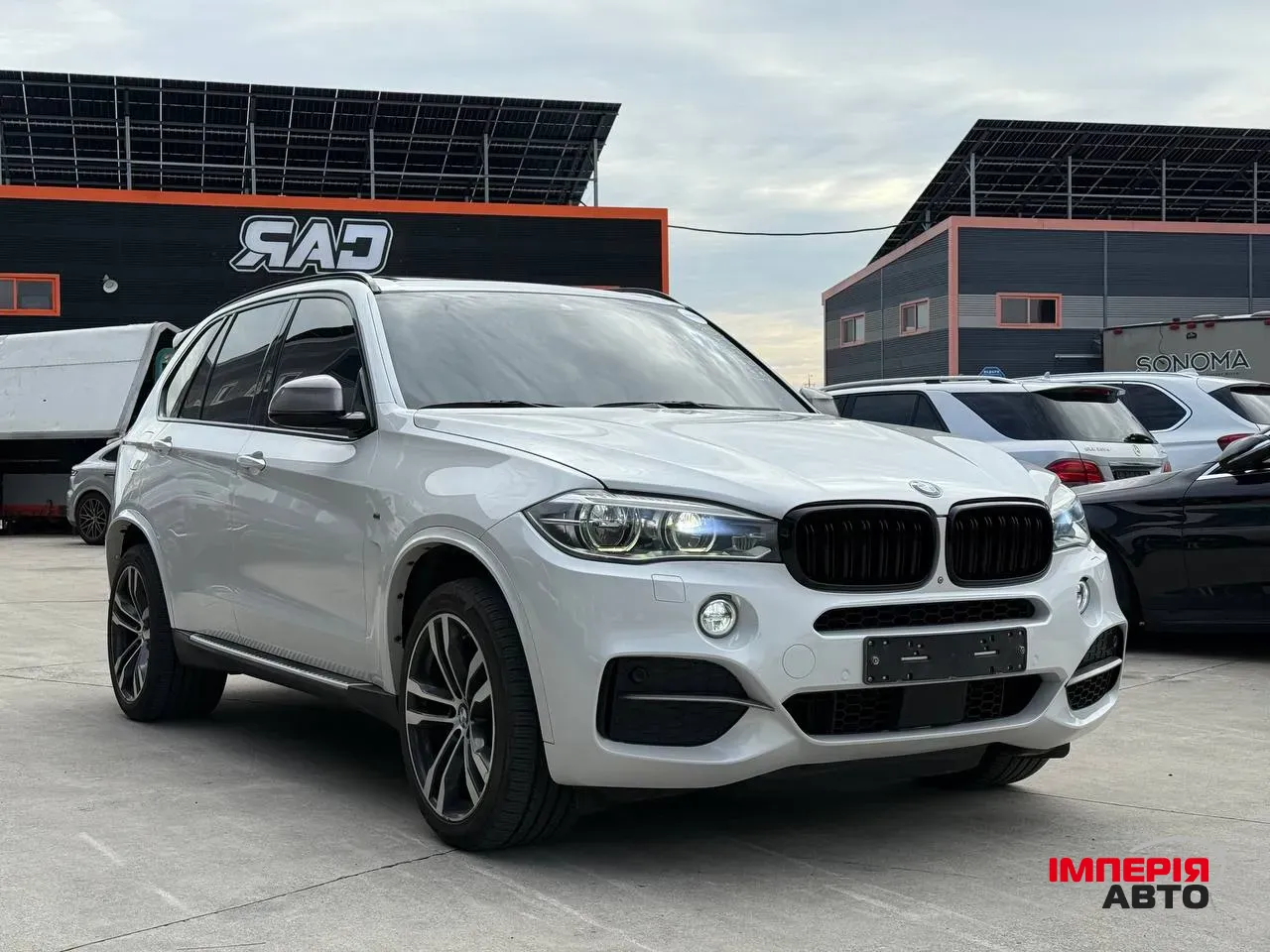 BMW X5 - фото 3
