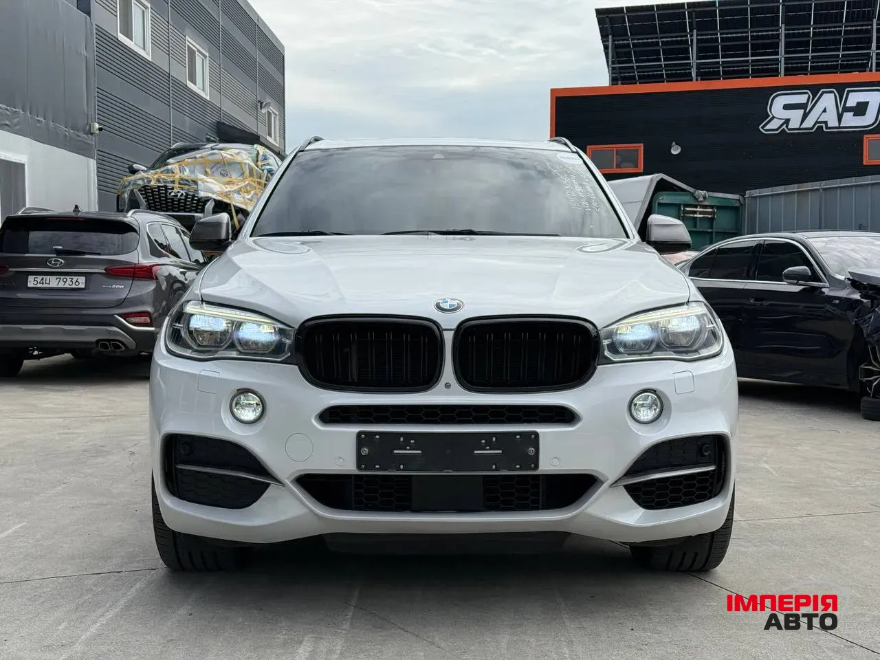 BMW X5 - фото 2