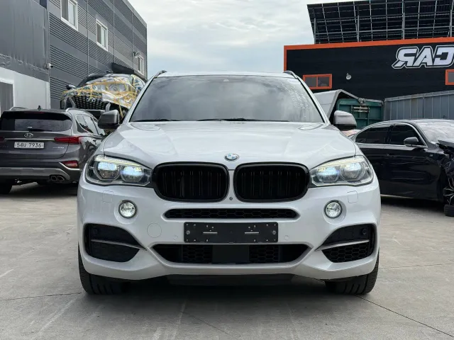 BMW X5 - фото 2