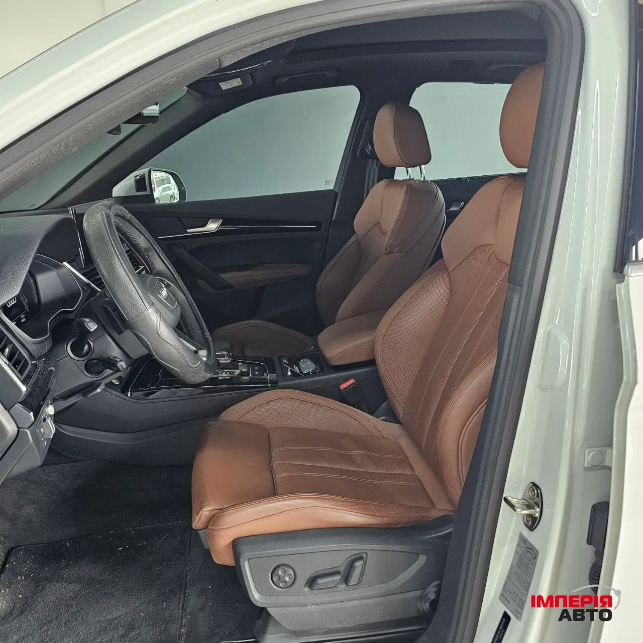 Audi Q5 - фото 10