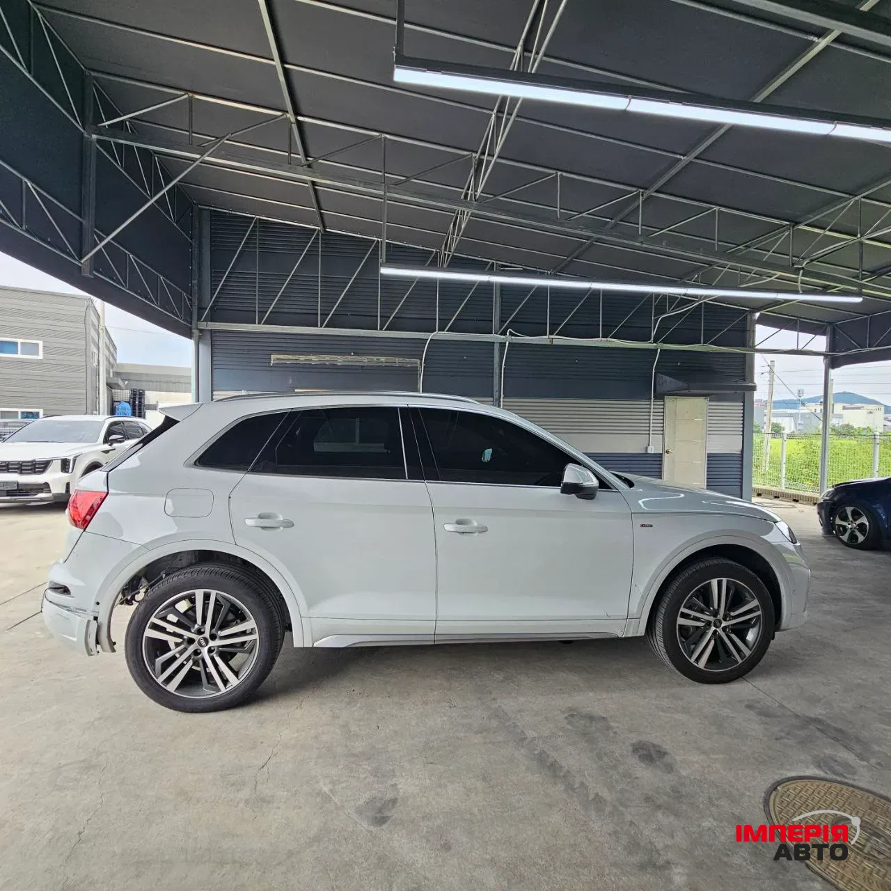 Audi Q5 - фото 8