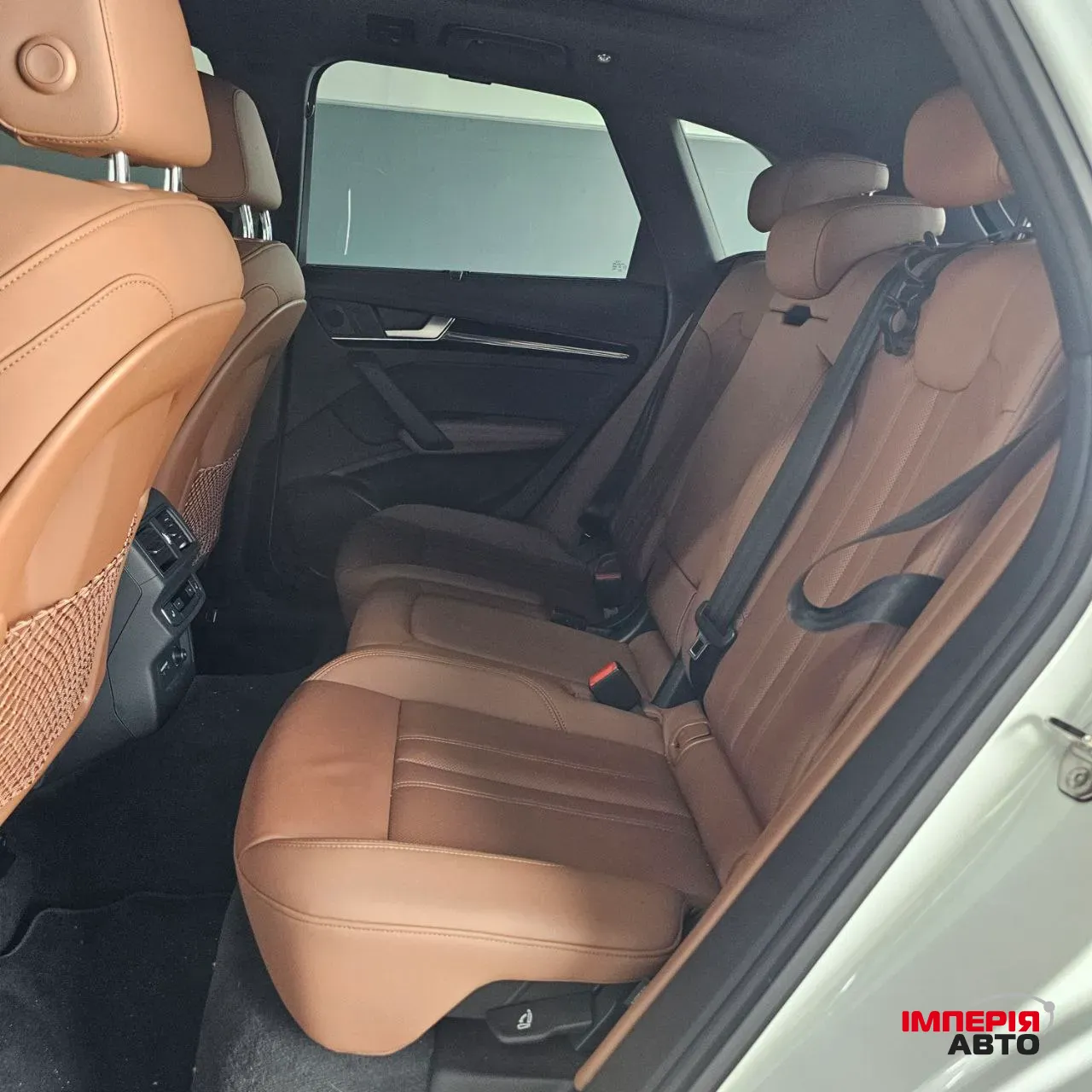 Audi Q5 - фото 12