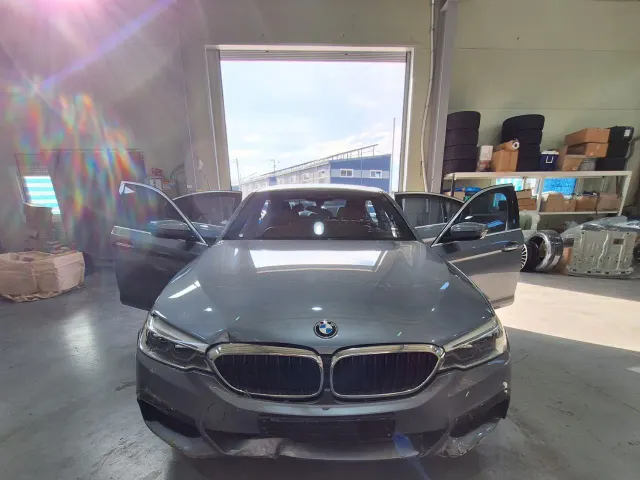 BMW 5 серії - фото 5