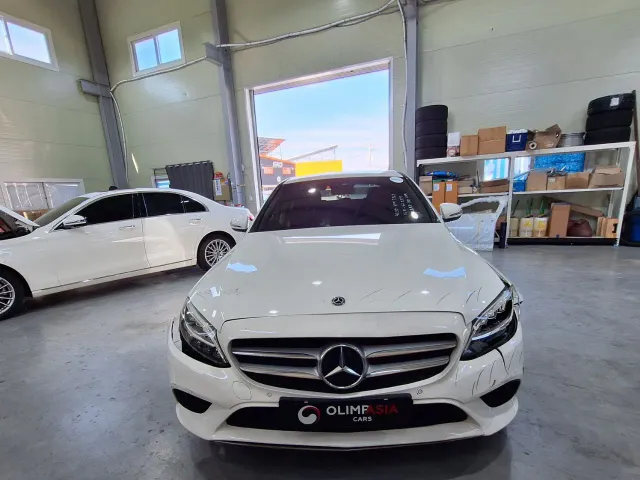 Mercedes-Benz C-Класс - фото 1