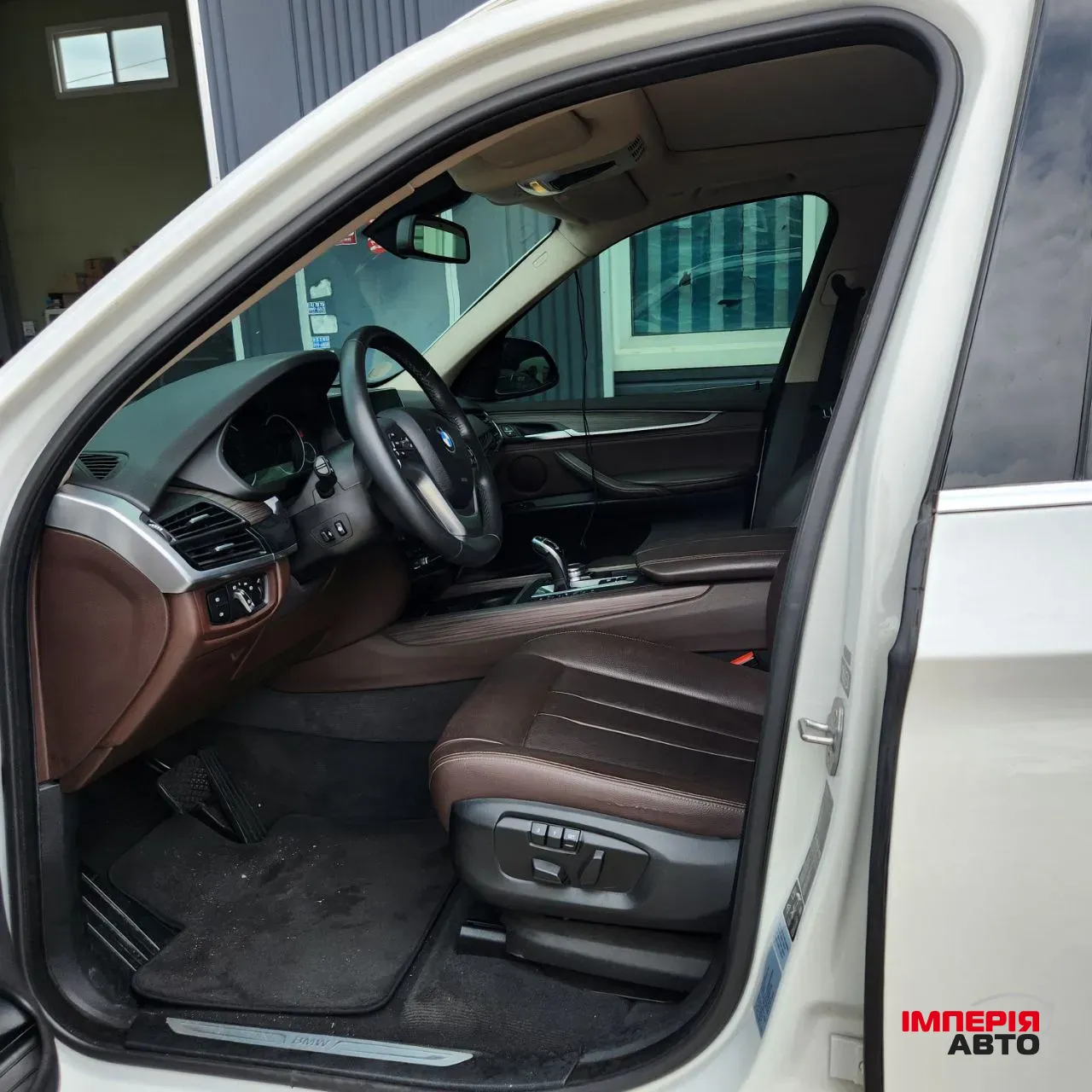 BMW X5 - фото 25