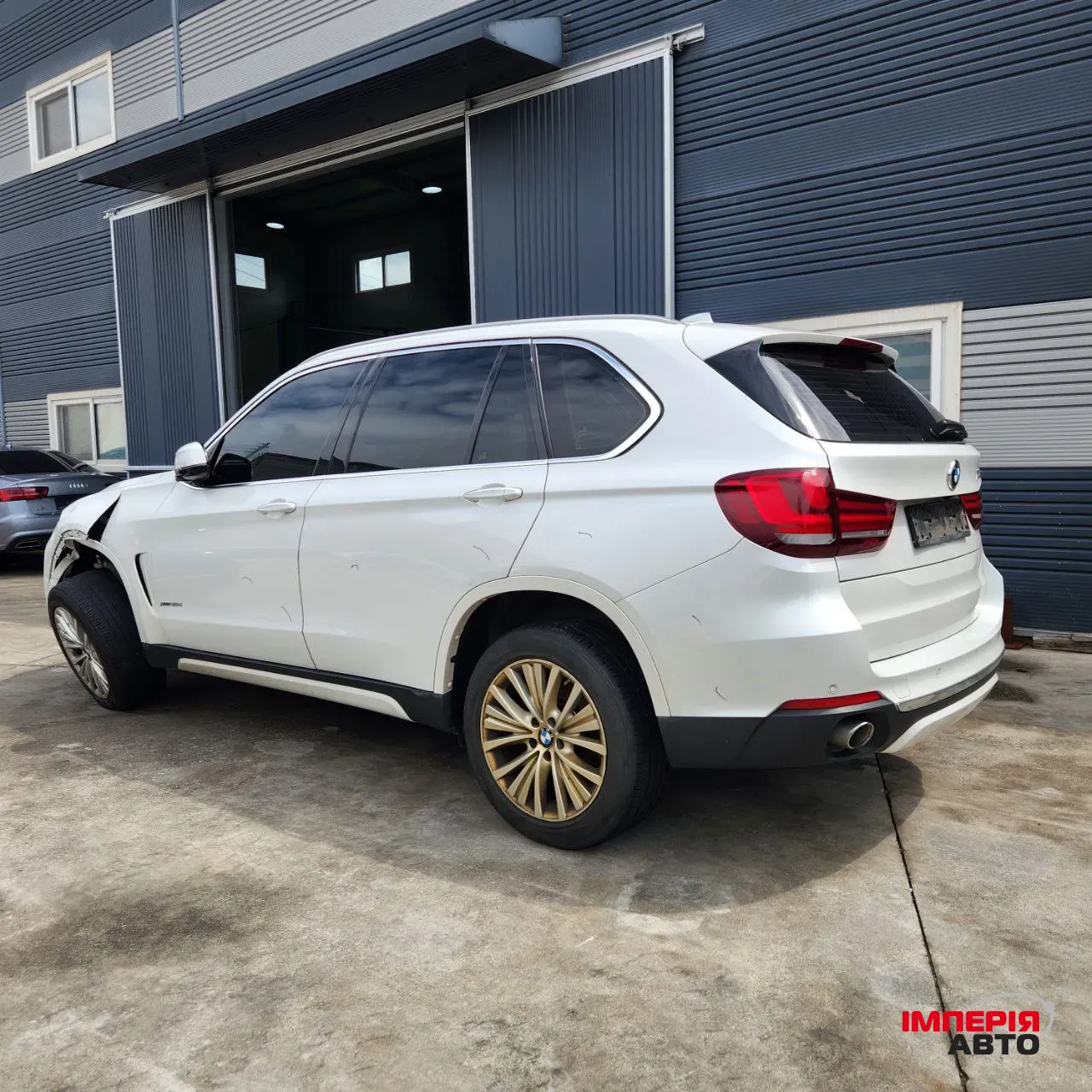 BMW X5 - фото 11