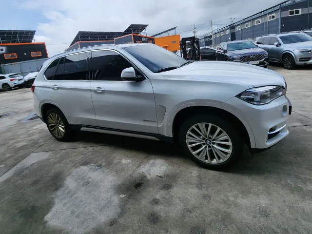 BMW X5 - фото 5