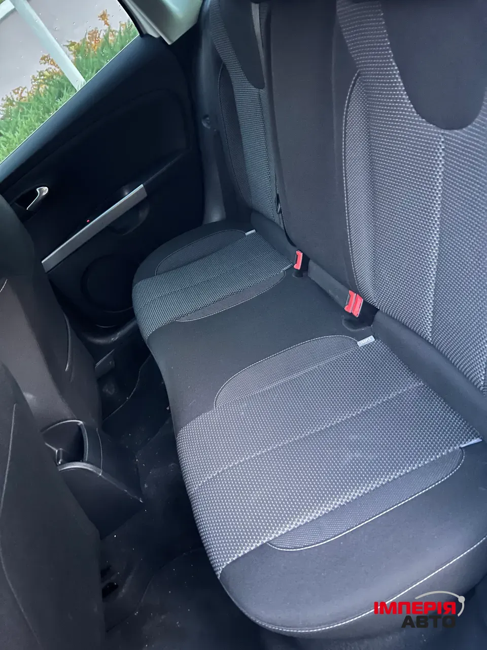 SEAT Leon - фото 9