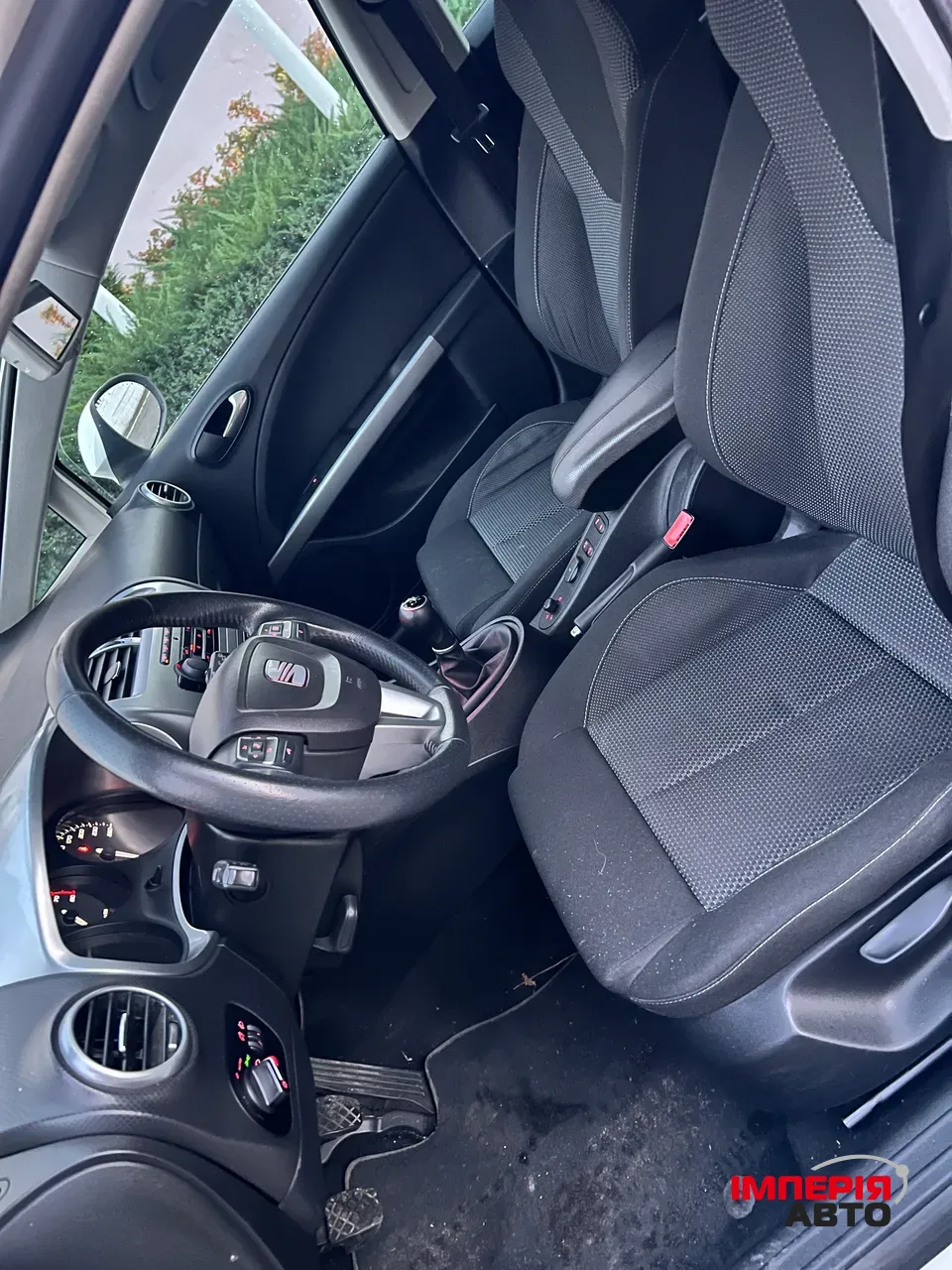 SEAT Leon - фото 7