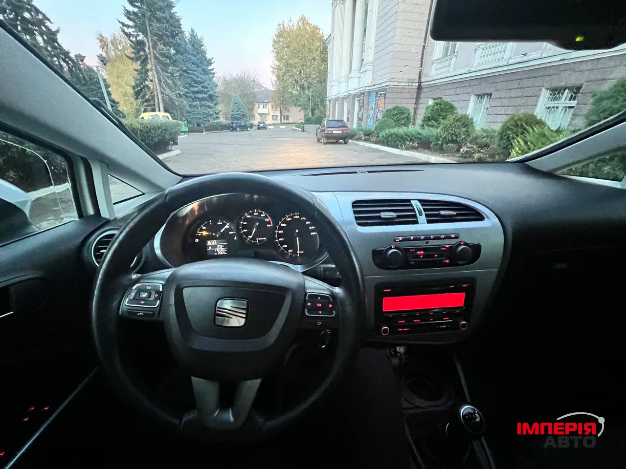 SEAT Leon - фото 6