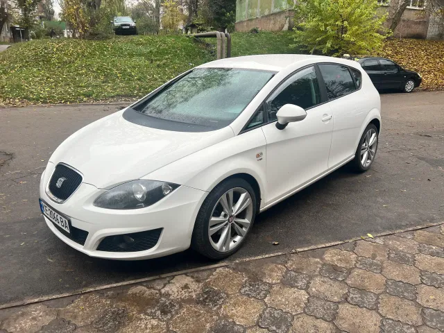 SEAT Leon - фото 2