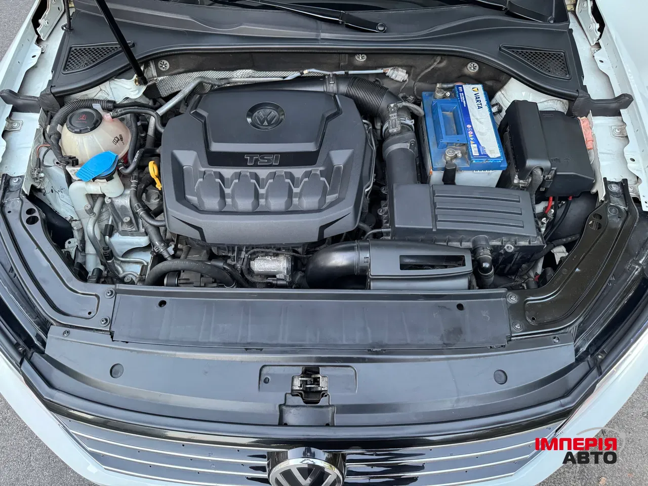 Volkswagen Passat - фото 11