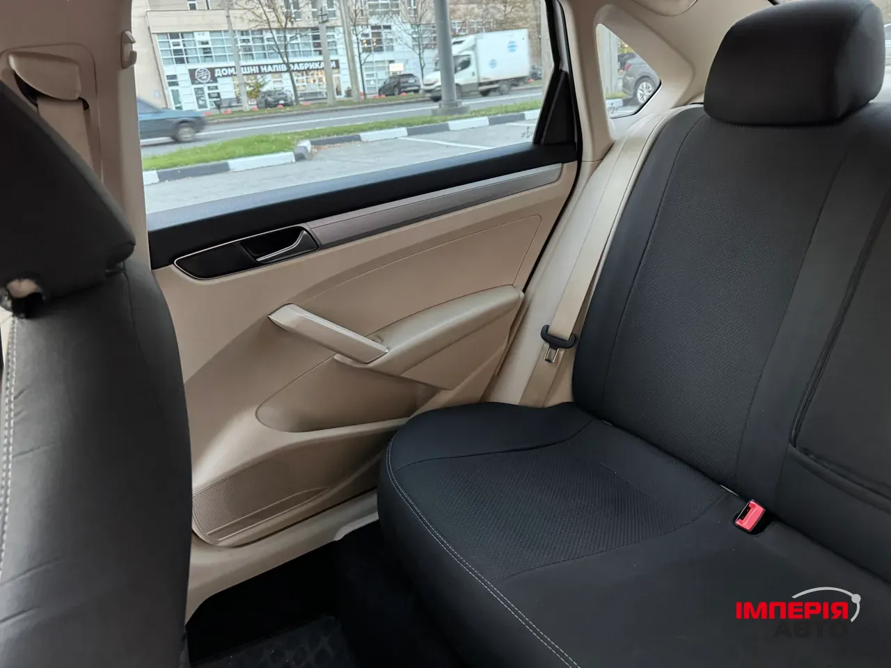 Volkswagen Passat - фото 10